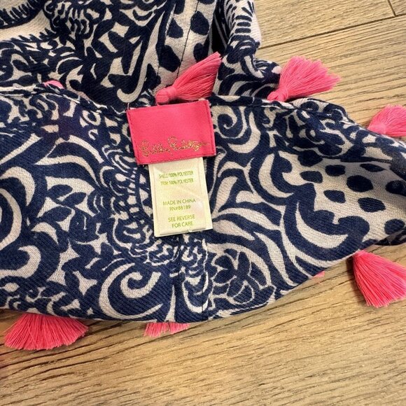 Lilly‎ Pulitzer Resort Infinity Loop Scarf Navy High Tide Vaca Paisley Animal - Picture 4 of 8